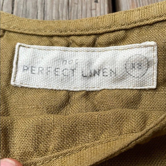 NOTPERFECTLINEN Leaf Cropped Front Linen Top in Olive 🫒 Green XS - Picture 3 of 10